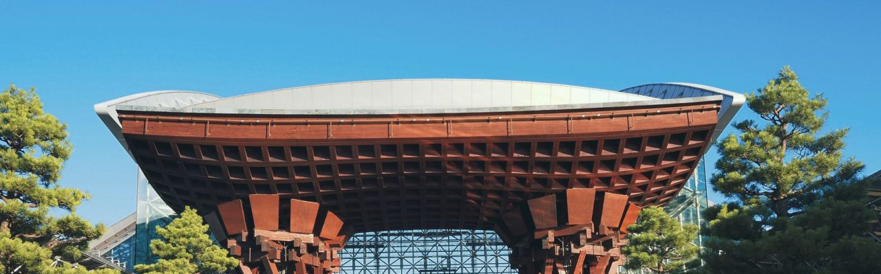 旅行の相棒、スーツケース選びの極意とは？